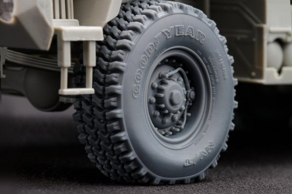 ScaleX WM 35012S HIMARS V2 Sagged wheel set (for Trumpeter) 1/35