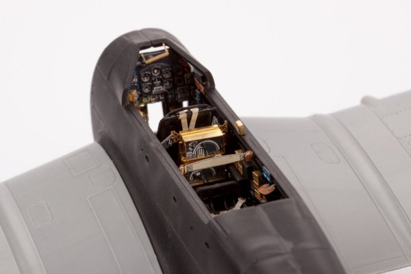 Eduard FE894 Ju 87B-2/ R2 AIRFIX 1/48