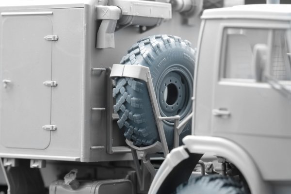 ScaleX WM 35009 Kamaz 4310 Ordinary wheel set (for Trumpeter) 1/35