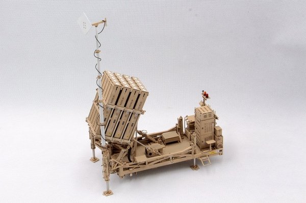 Trumpeter 01092 Iron Dome Air Defense System 1/35