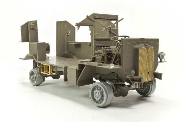 AFV Club 35227 AEC Dorchester 4x4 ACV (Full Interior) (1:35)