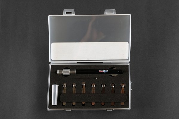 Trumpeter 08027 Rivet maker for model 2