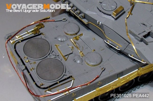 Voyager Model PE351025  Modern German Leopard 2A5 Basic For Border BT-002 1/35