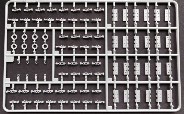 Thunder Model 35400 Russian ChTZ S60 Stalinetz 1/35