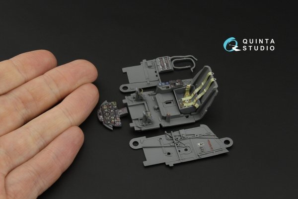 Quinta Studio QD32267 Bf 109K-4 3D-Printed &amp; coloured Interior on decal paper (Kotare) 1/32