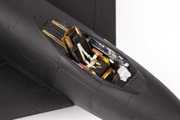 Eduard BIG49350 F-86F-40 AIRFIX 1/48