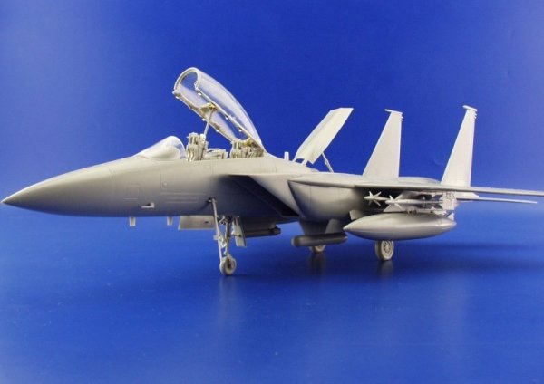 Eduard 49225 F-15E 1/48 Revell