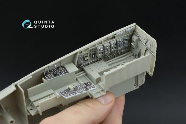 Quinta Studio QD+32252 F-15C PAD-upgraded 3D-Printed &amp; coloured Interior on decal paper (Tamiya) (with 3D-printed resin parts) 1/32