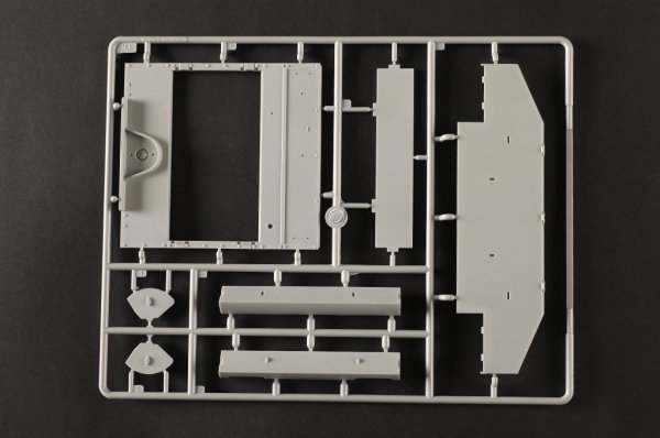 I Love Kit 61621 M4A3E8 Thunder VII - US Medium Tank 1/16