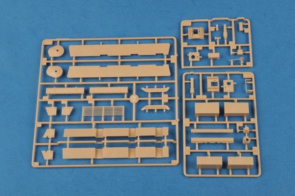 Hobby Boss 83853 Soviet T-28 Medium Tank (Riveted)