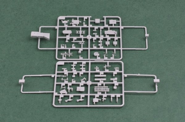 Hobby Boss 83403 USS Essex LHD-2 1/700