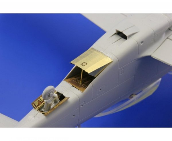 Eduard 73433 F-51D S. A. 1/72 ITALERI