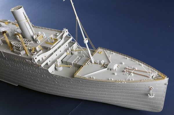 Trumpeter 03721 HMHS Britannic 1/200 