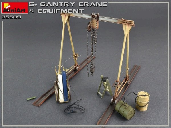 MiniArt 35589 5 TON GANTRY CRANE &amp; EQUIPMENT 1/35