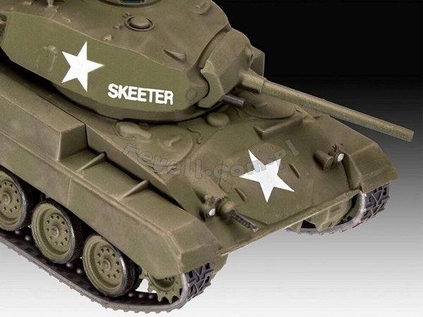 Revell 63323 M24 Chaffee - model set 1/76