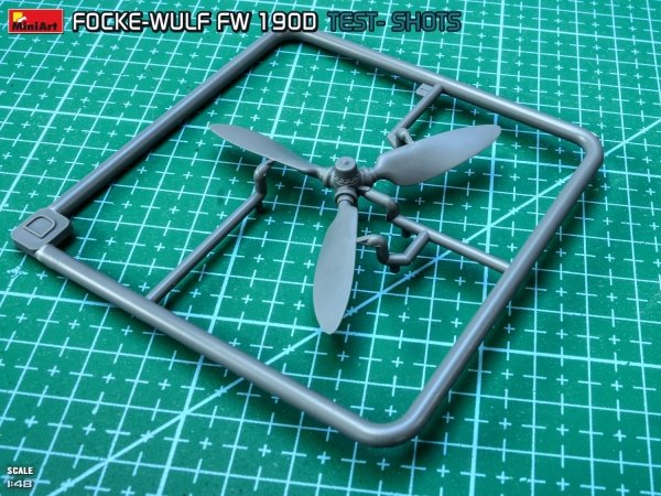 MiniArt 48040 FOCKE-WULF FW 190D-9. MIMETALL PROD. JAGDGESCHWADER 301. BASIC KIT 1/48