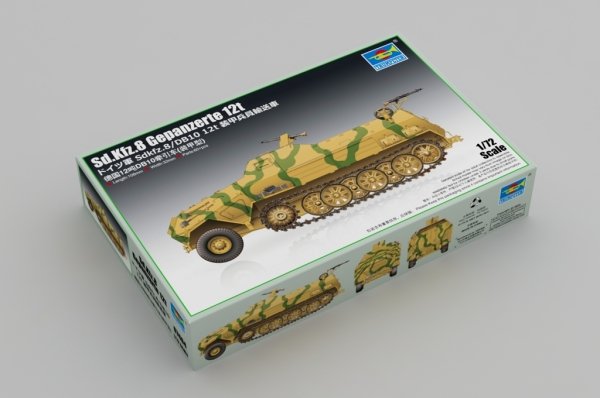 Trumpeter 07404 Sd.Kfz.8 Gepanzerter Zugkraftwagen 12t 1/72