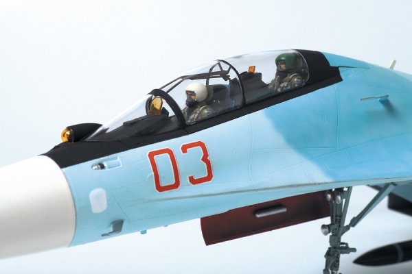 Zvezda 4808 SU-30SM FLANKER H Russian Air Superiority Fighter 1/48