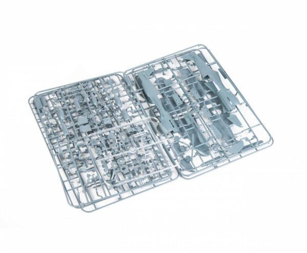 Eduard 84210 Curtiss P-40 N Warhawk - The Weekend Edition 1/48