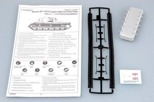 Trumpeter 07233 Russia KV-1 M1942 Lightweight Cast TANK (1:72)
