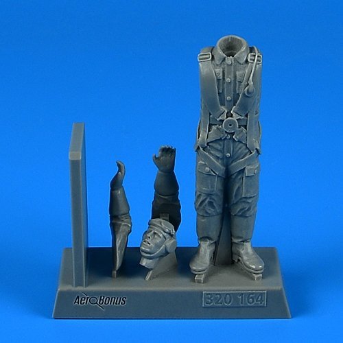 Aerobonus 320164 French Air Force WWII Pilot 1/32