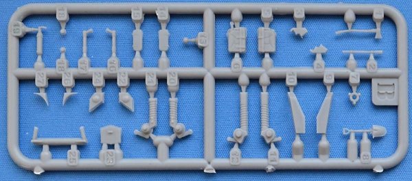 ACE 72456 AML-90 Light Armoured Car (4x4) 1/72
