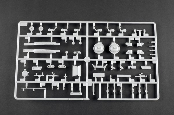 Trumpeter 09603 T-72M MBT 1/35
