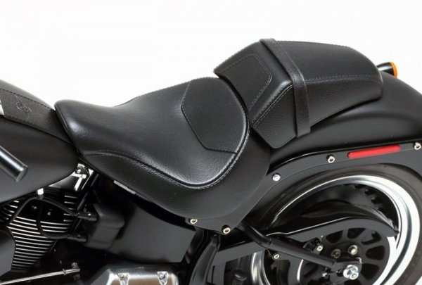 Tamiya 16041 Harley Davidson FLSTFB Fat Boy Lo (1:6)