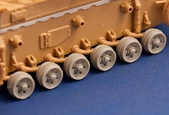 Panzer Art RE35-273 Pz.Kpfw III/StuG III burn out wheels 1/35