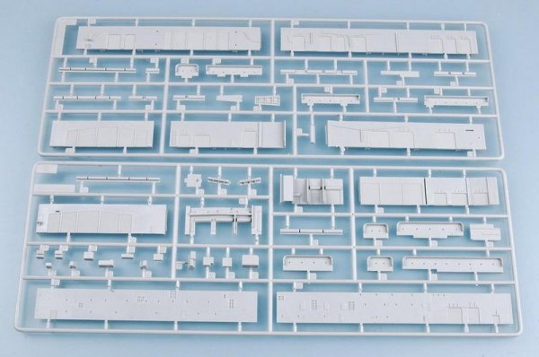 Trumpeter 05610 USS HANCOCK CV-19 (1:350)