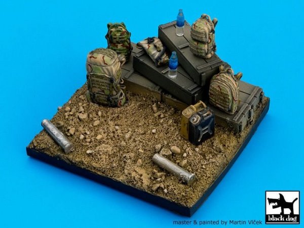 Black Dog D35003 US army base 1/35