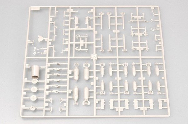 Trumpeter 02833 US.NAVY F9F-2P PANTHER (1:48)