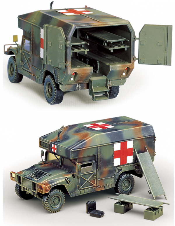 Academy 13243 M997 Humvee Maxi Ambulance 1/35