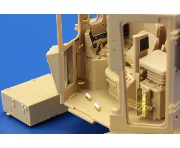 Eduard 36268 Doobi Bulldozer interior - colour 1/35 Meng