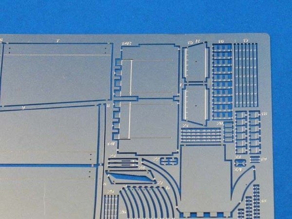 Aber 48036 Pz.Kpfw.VI, Ausf.B TIGER II błotniki i osłony boczne Tamiya 1/48