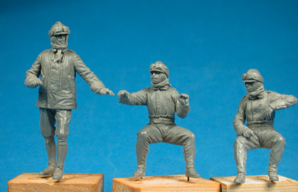 Copper State Models F32-008 Gotha Bomber German Crew WWI Figures 1/32