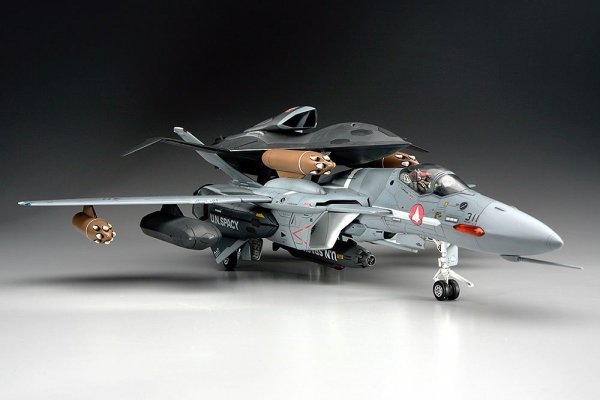 Hasegawa 65777 VF-0A/S w/Ghost &quot;Macross Zero&quot; 1/72