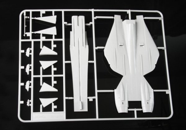 KA Models KP-72001A F-14A Tomcat &quot;Jolly Rogers&quot; (ex Fujimi) 1/72