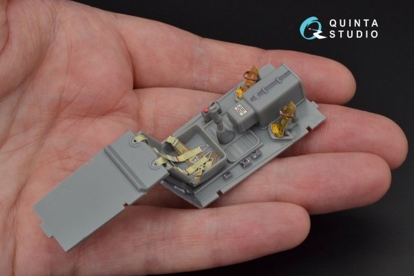 Quinta Studio QD32046 Bf 109G-10 3D-Printed &amp; coloured Interior on decal paper (for Trumpeter kit) 1/32