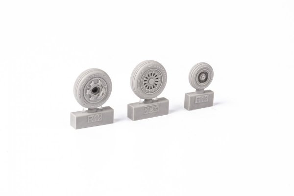Eduard 648707 F-16 wheels early AMIYA 1/48