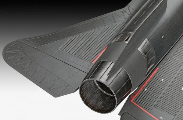 Revell 03751 Lockheed Martin SR-71 B Blackbird 1/48