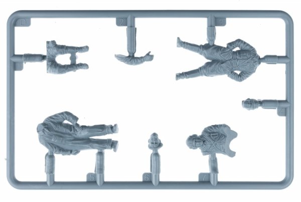 Mini Art 49022 Finnish and Soviet Pilots - 6 figures 1/48