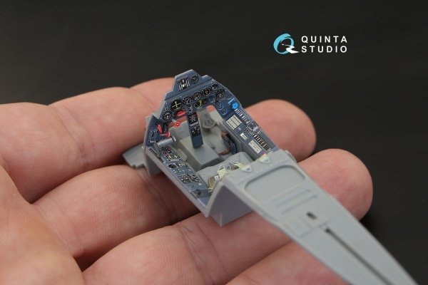 Quinta Studio QD32055 FW 190A-5 3D-Printed &amp; coloured Interior on decal paper (for Hasegawa kit) 1/32