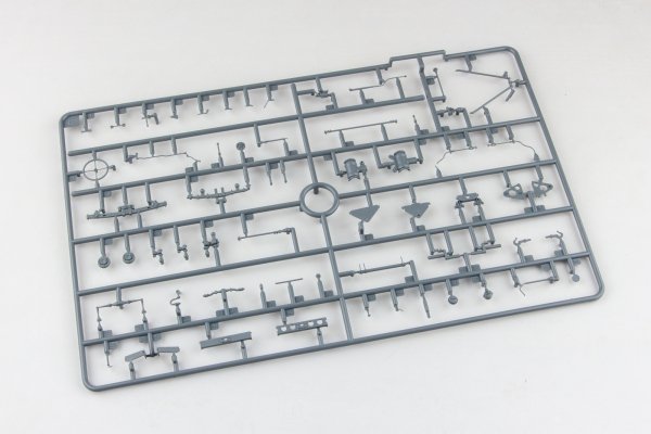 Snowman Model SP-8001 Sd.kfz.251/1 Ausf.D 1/35