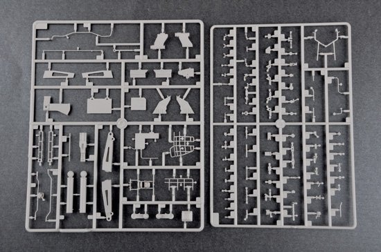 Trumpeter 05592 Soviet 2S7M Self-Propelled Gun (1:35)