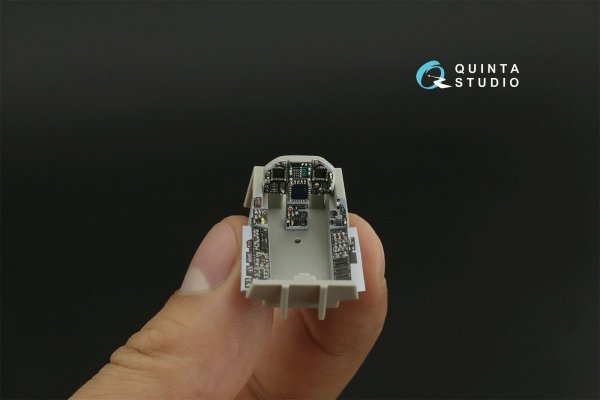 Quinta Studio QDS-48277 F/A-18А 3D-Printed &amp; coloured Interior on decal paper (HobbyBoss)(Small version) 1/48