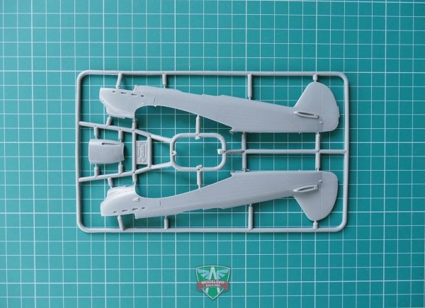 Modelsvit 4801 Yak-1B Soviet fighter 1/48