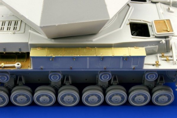Eduard 36099 Flakpanzer Ostwind 1/35 Dragon