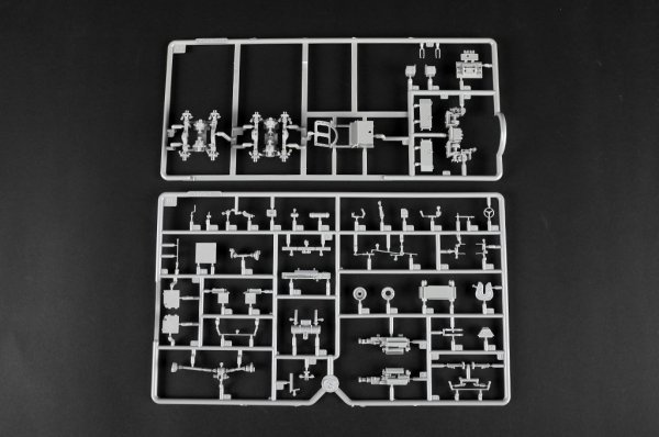 Trumpeter 07196 Slt-56 Tractor with 56t Semi Trailer 1/72