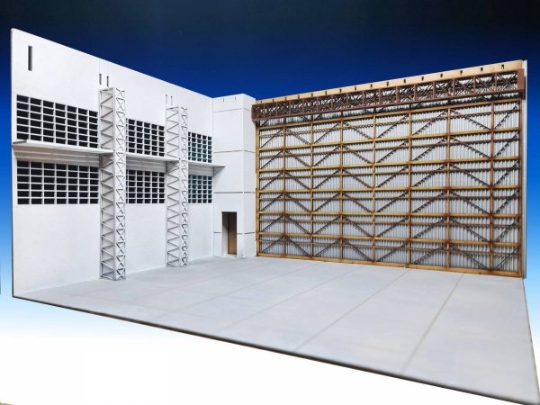 Daw Werk DWA032 Der Hangar - aircraft workshop diorama 1/32